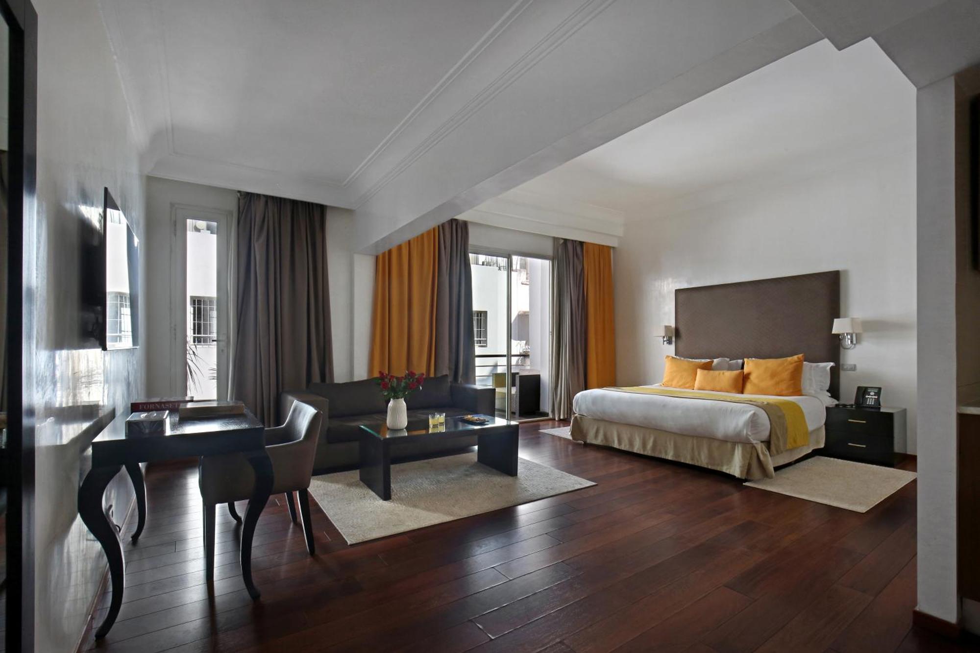 Senior Suite