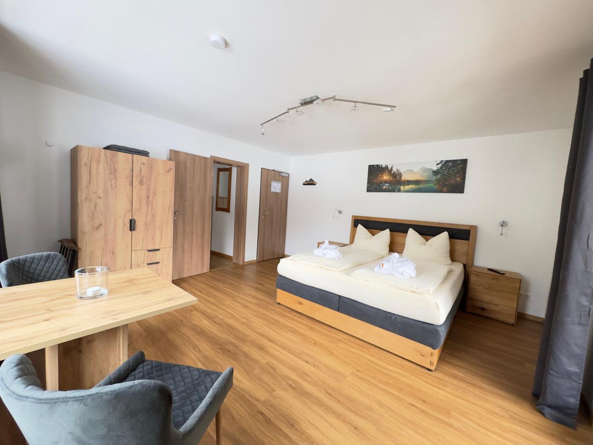 Large Double Room
