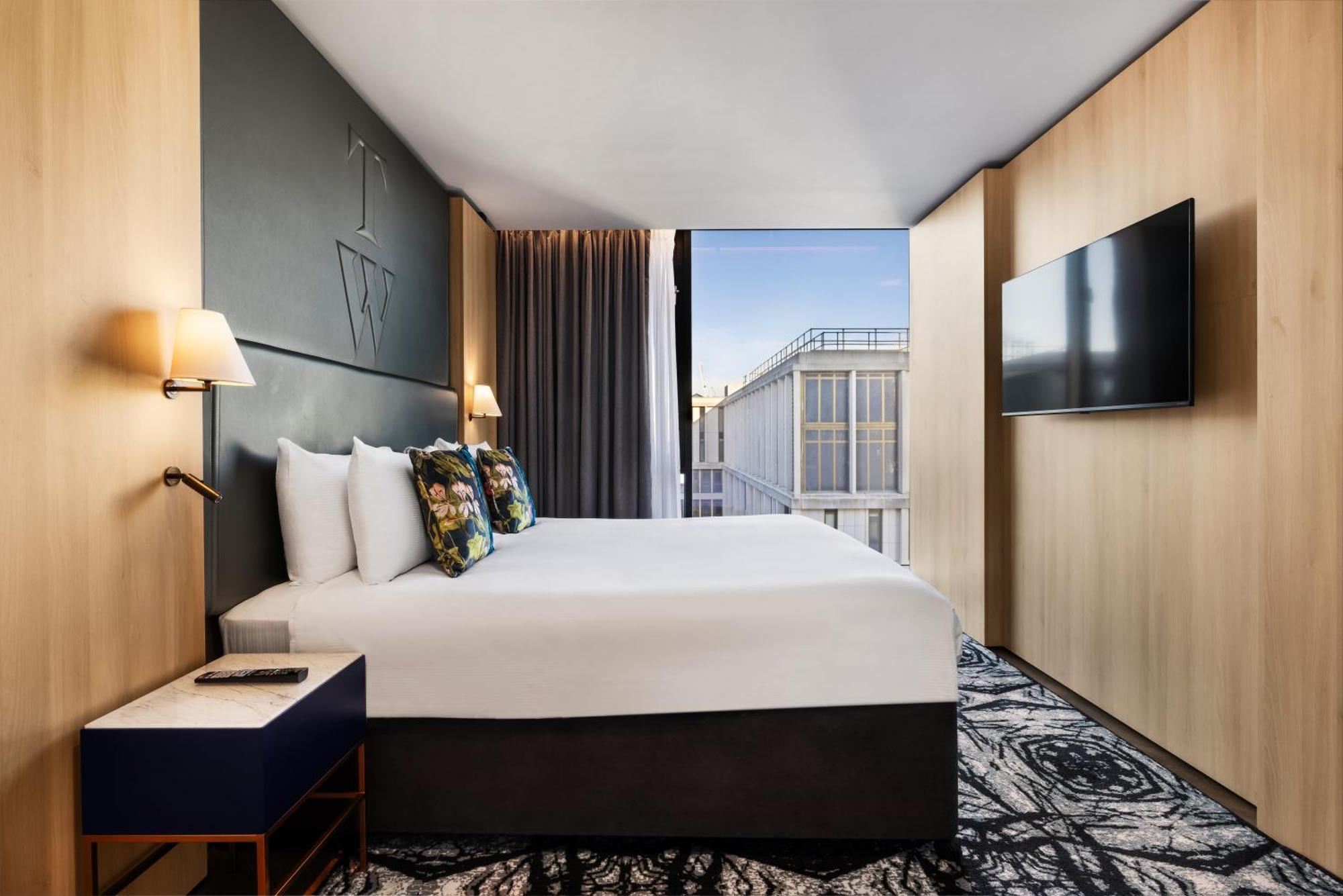 King One Bedroom Suite