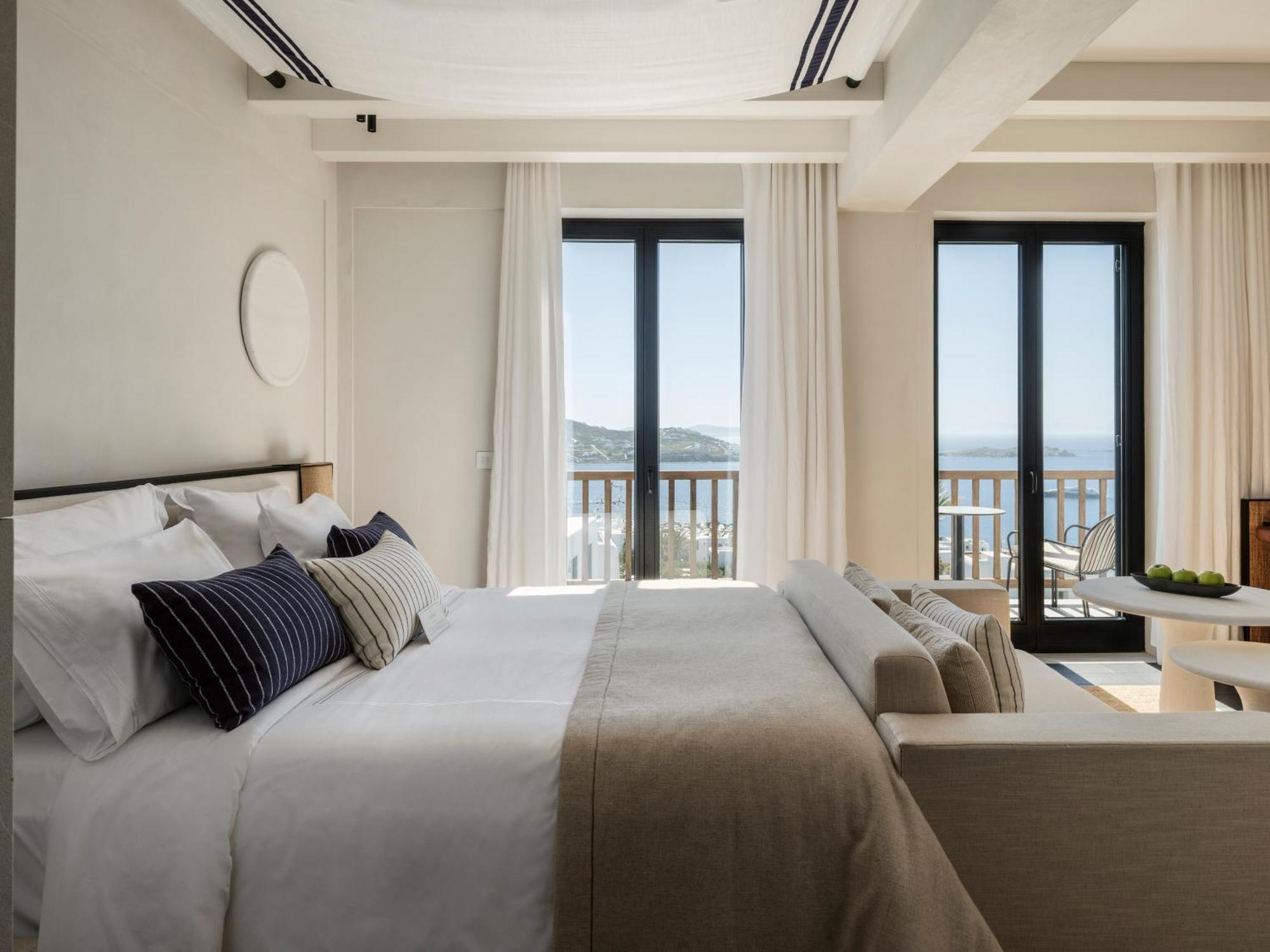 Anandes Suite Panoramic View