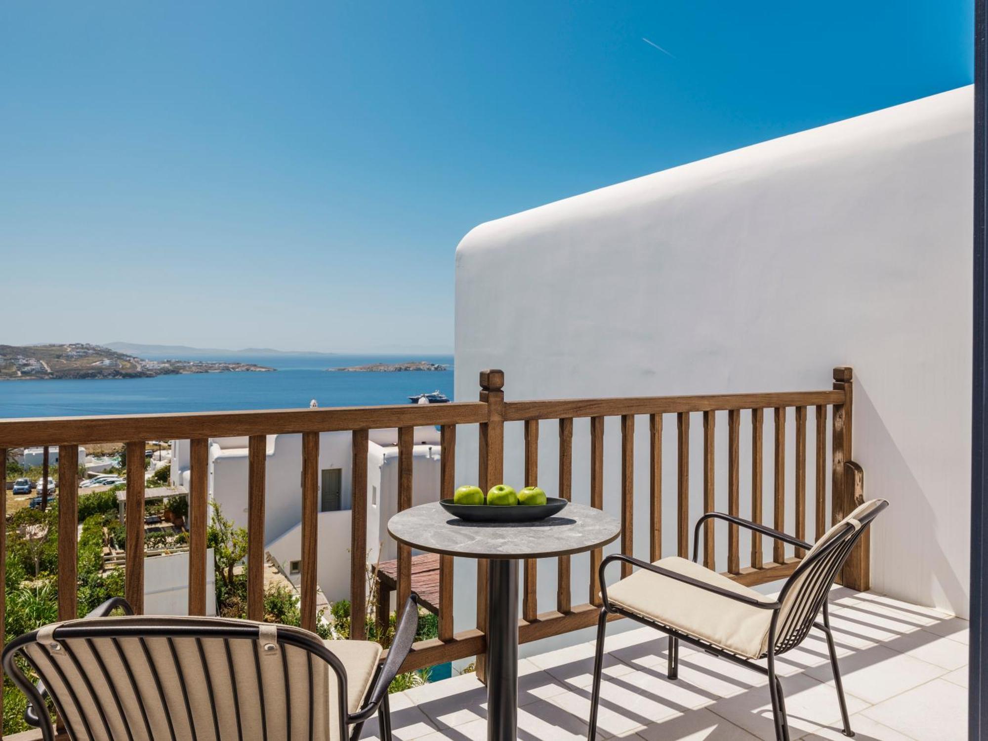 Anandes Suite Panoramic View