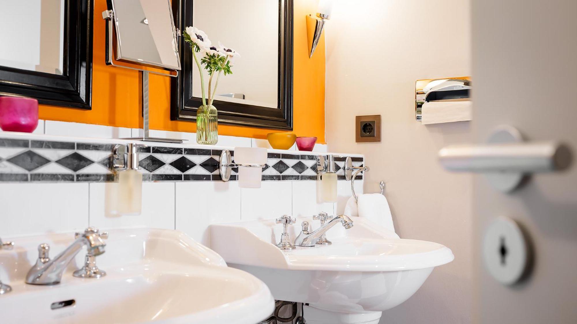 Double Room Orange Plus