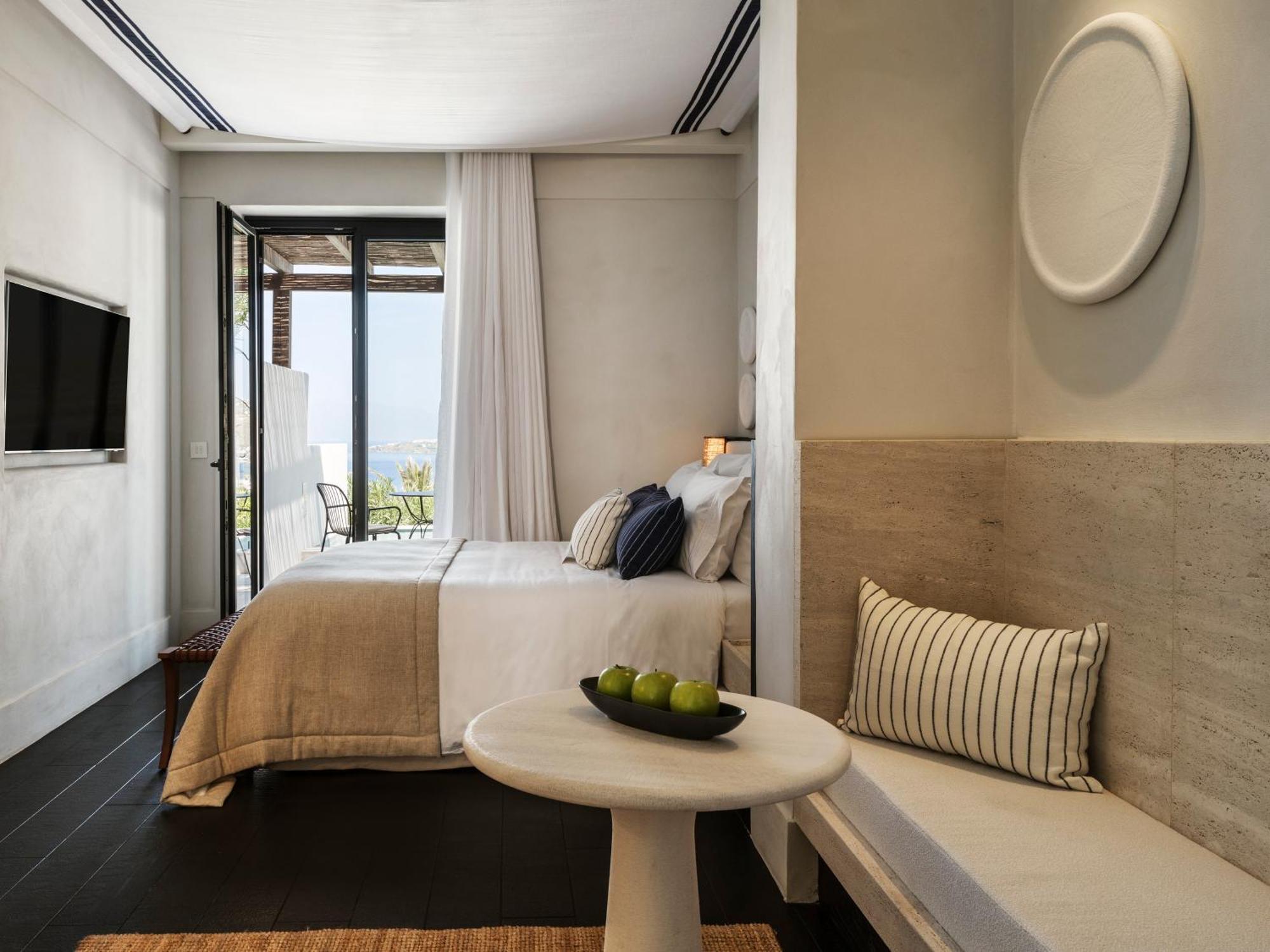 Island Suite Sea View Outdoor Hot Tub