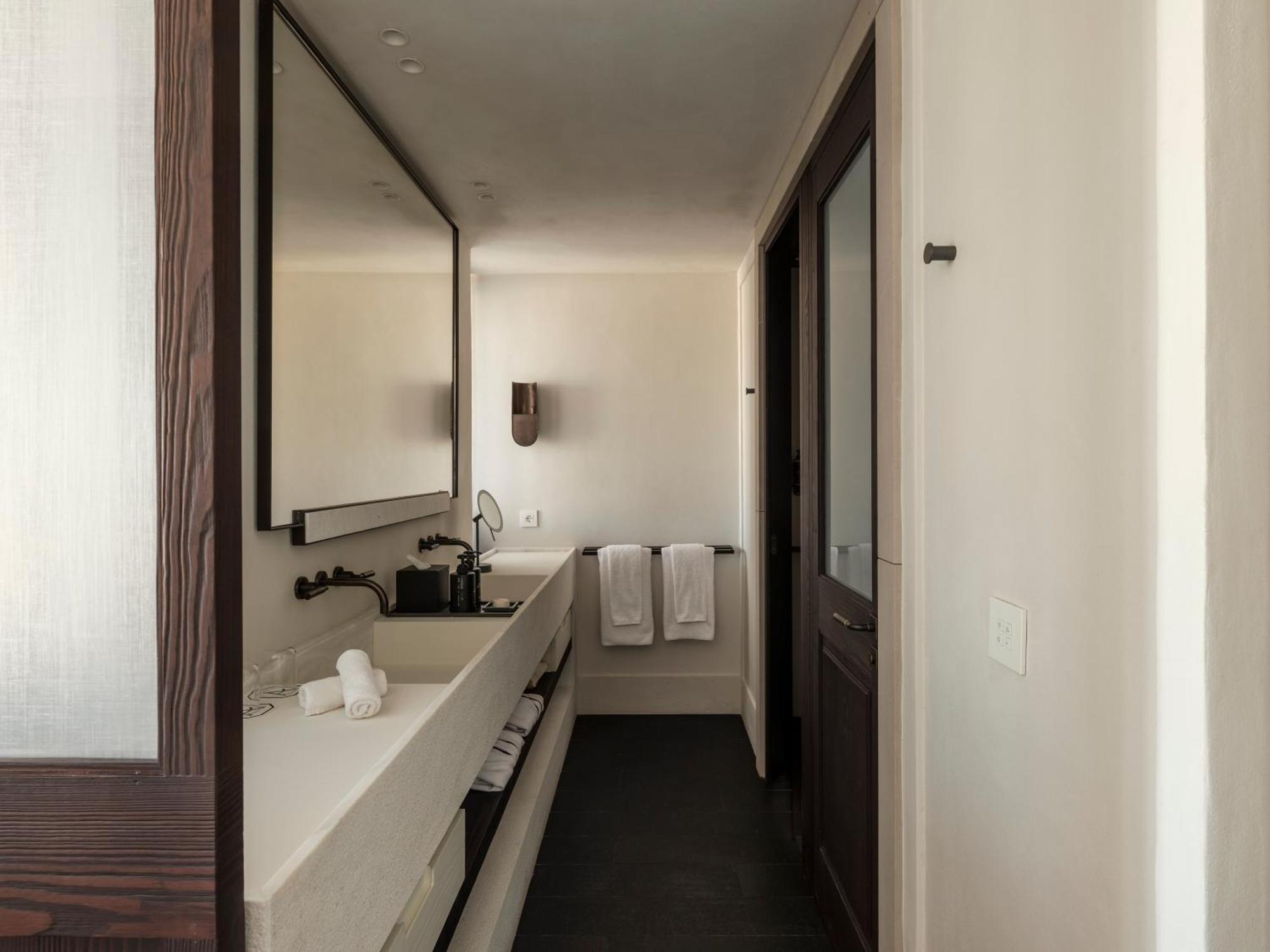Island Suite Panoramic View