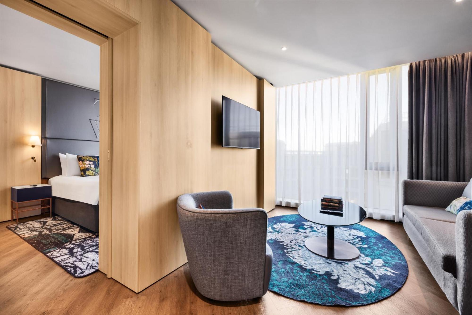 King One Bedroom Suite