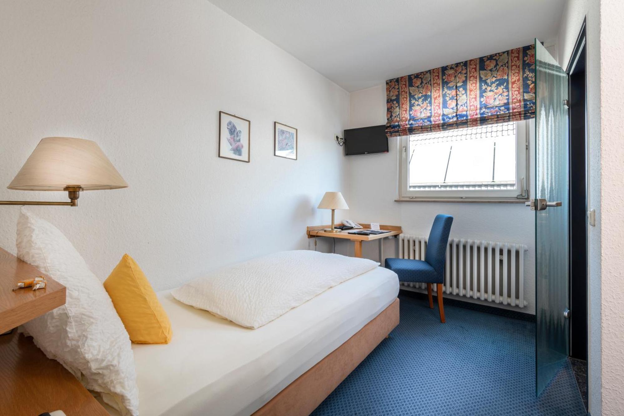 Budget Single Room