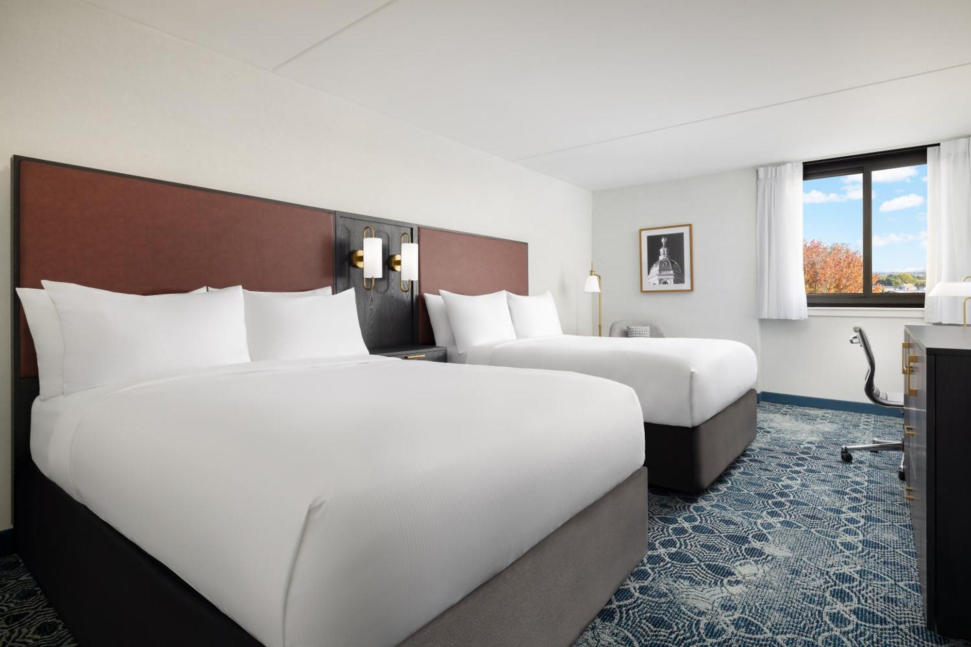 Queen Room Two Queen Beds