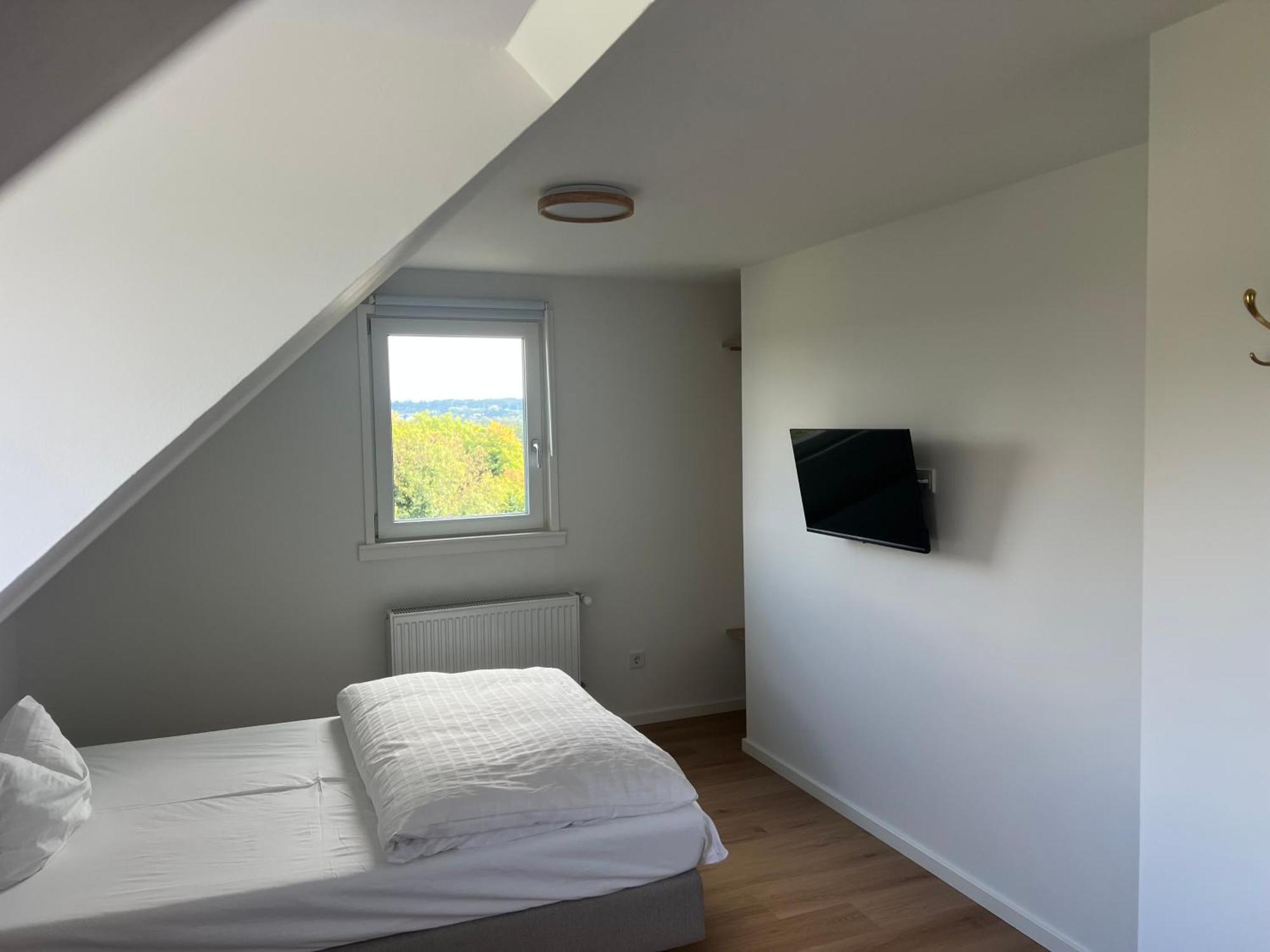 Budget Single Room