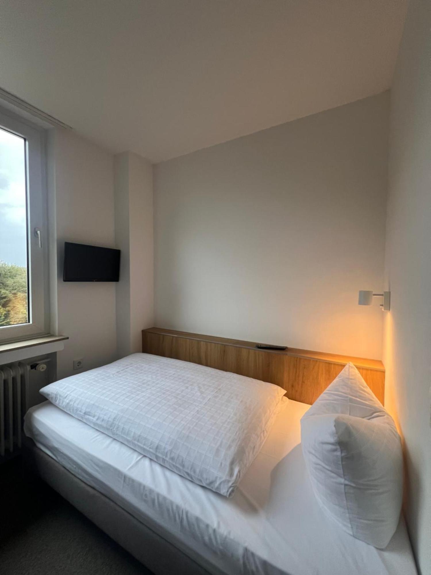 Budget Single Room