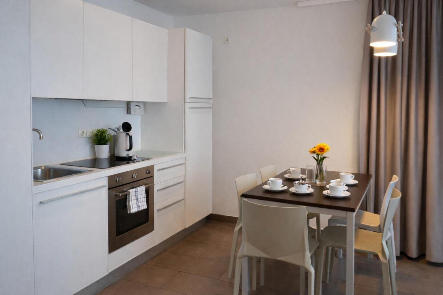 Superior One-Bedroom Apartment