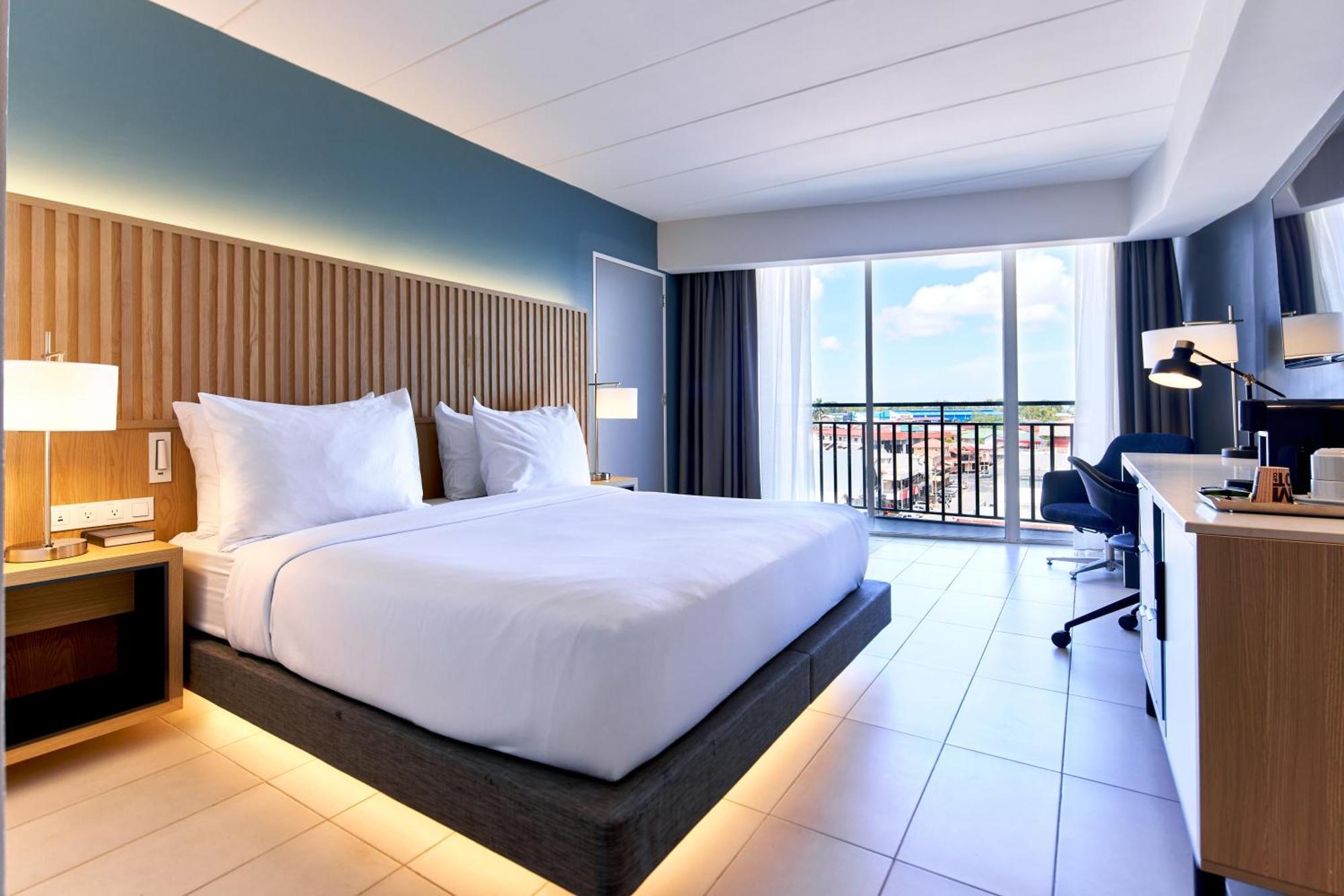 King Room Balcony Non Smoking