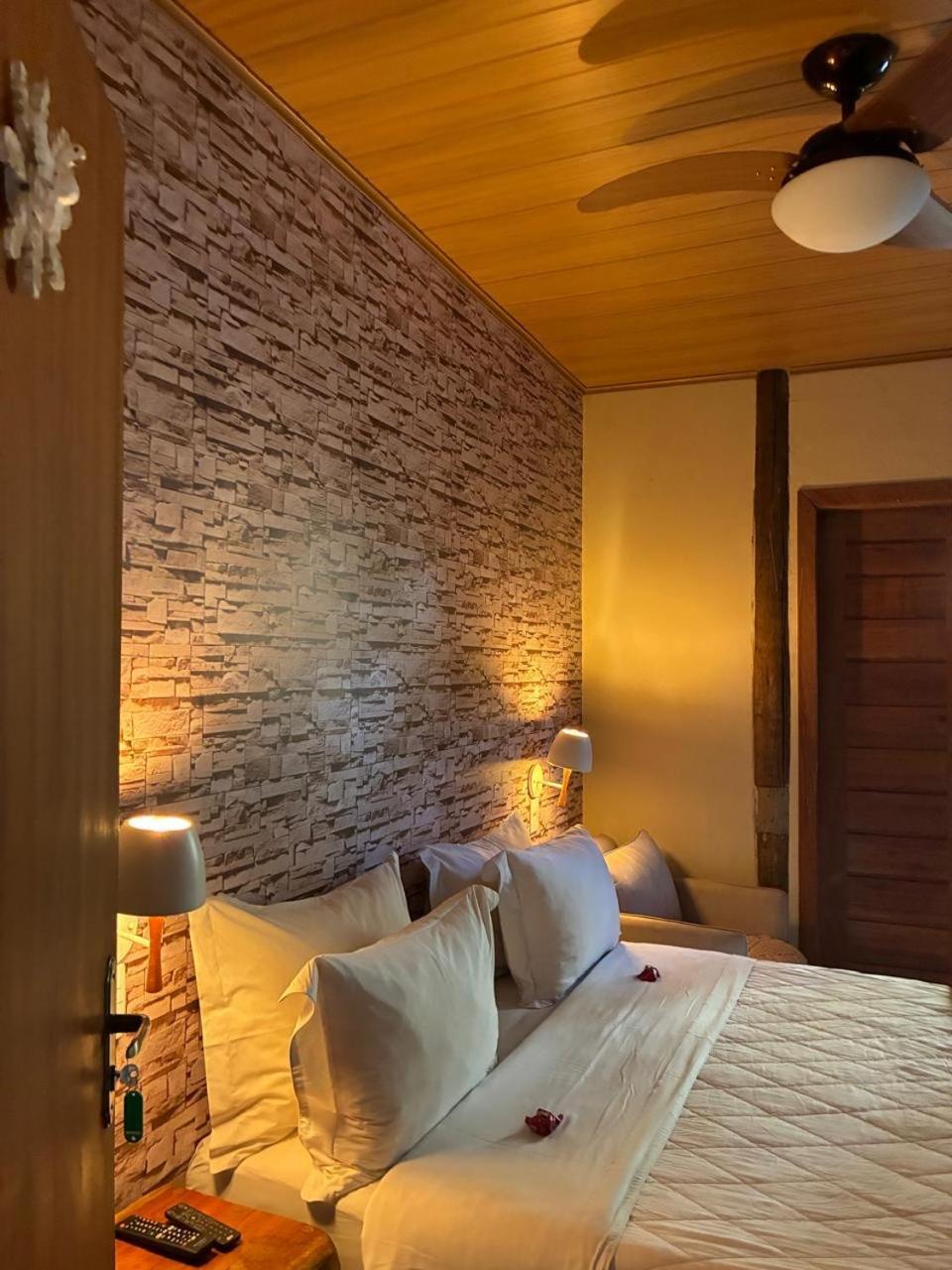 Deluxe Double Room Bath