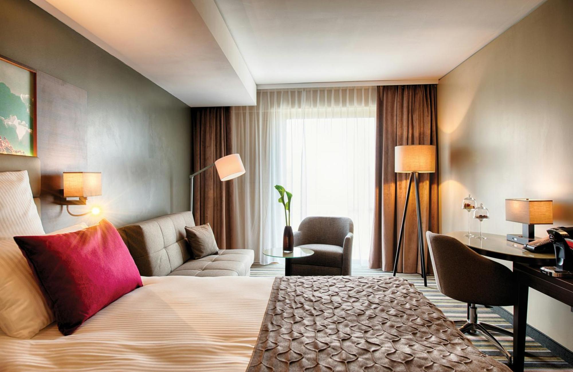 Deluxe Double or Twin Room