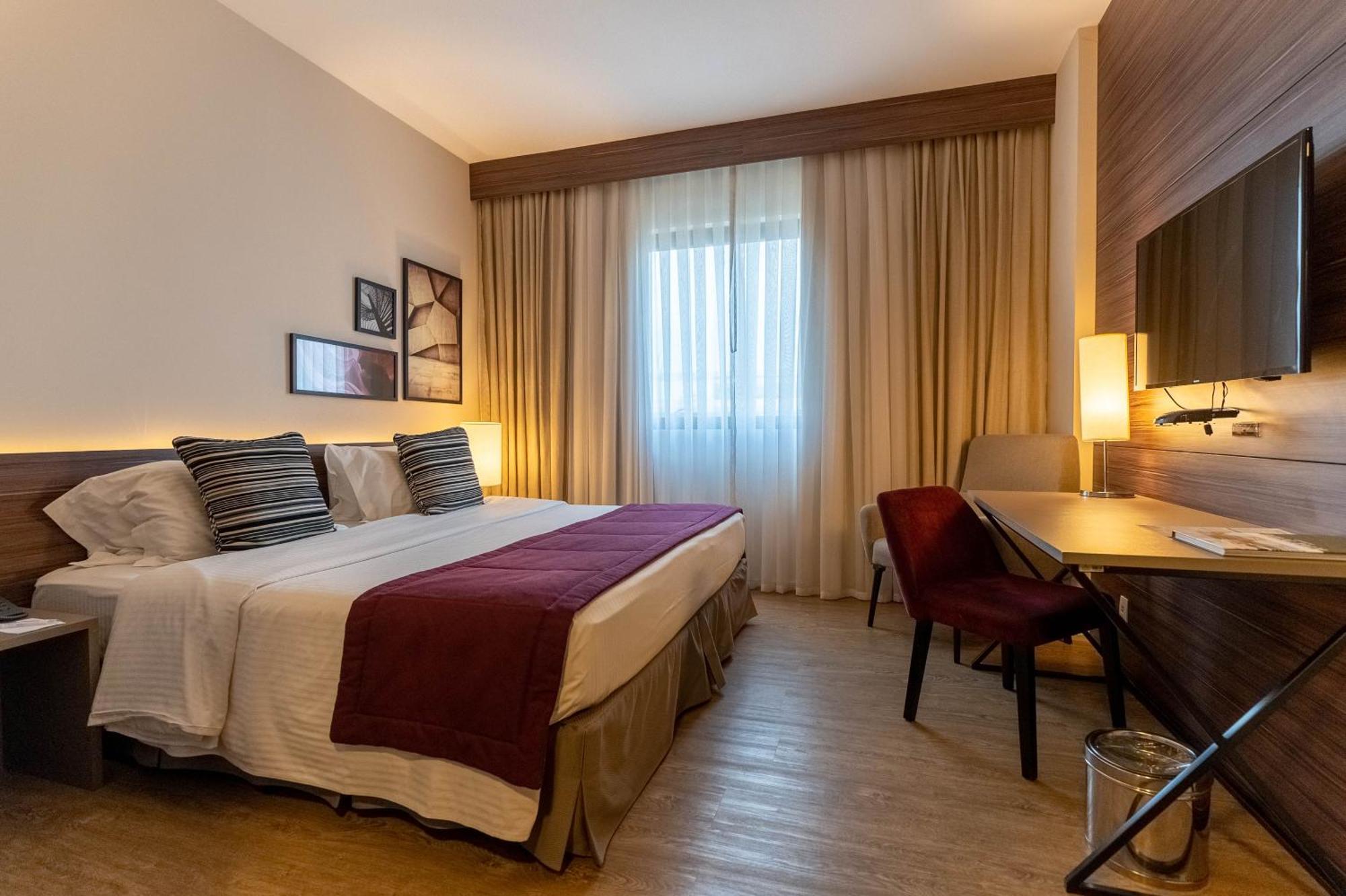 Superior Queen Room