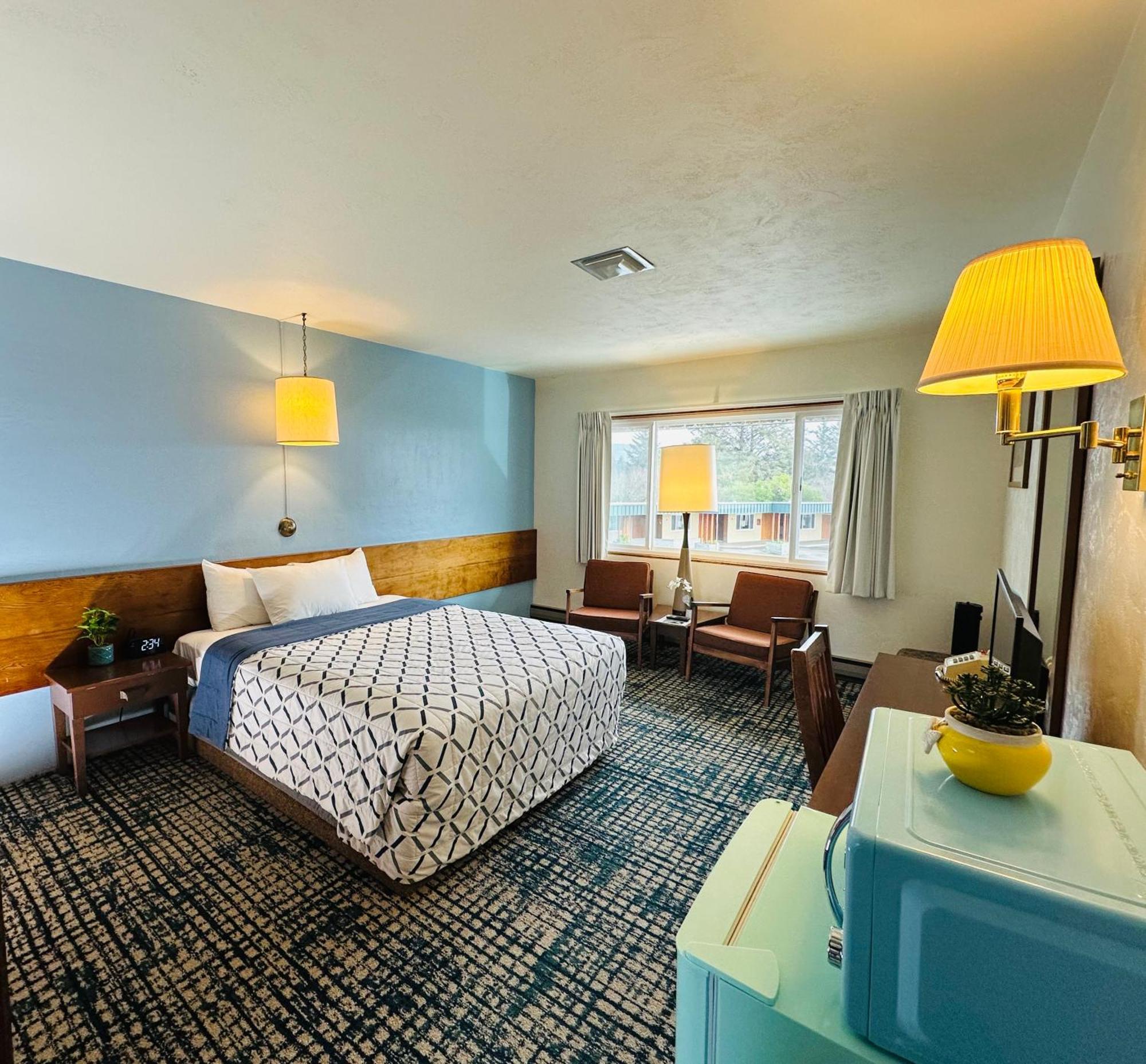 Queen Room