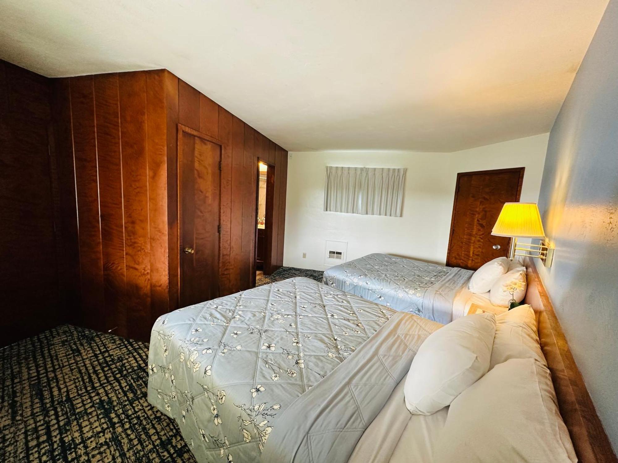 Two-Bedroom Suite