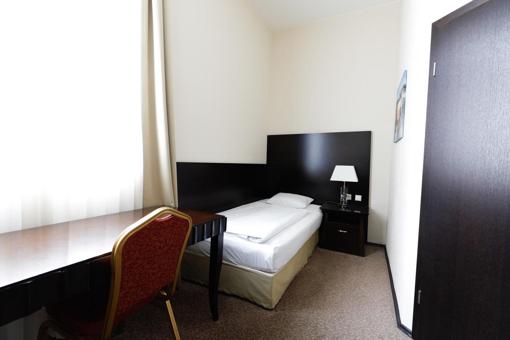 Small Single Room