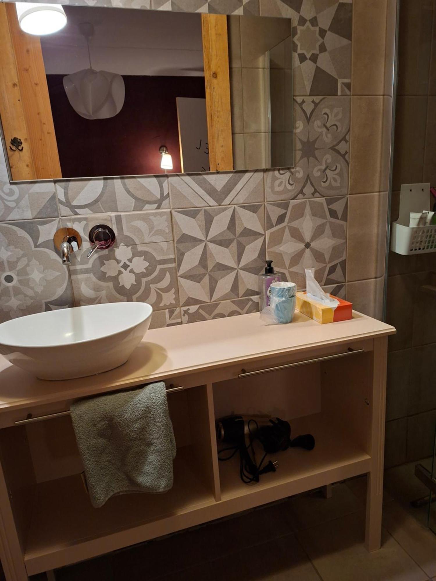 Double Room Private Bathroom