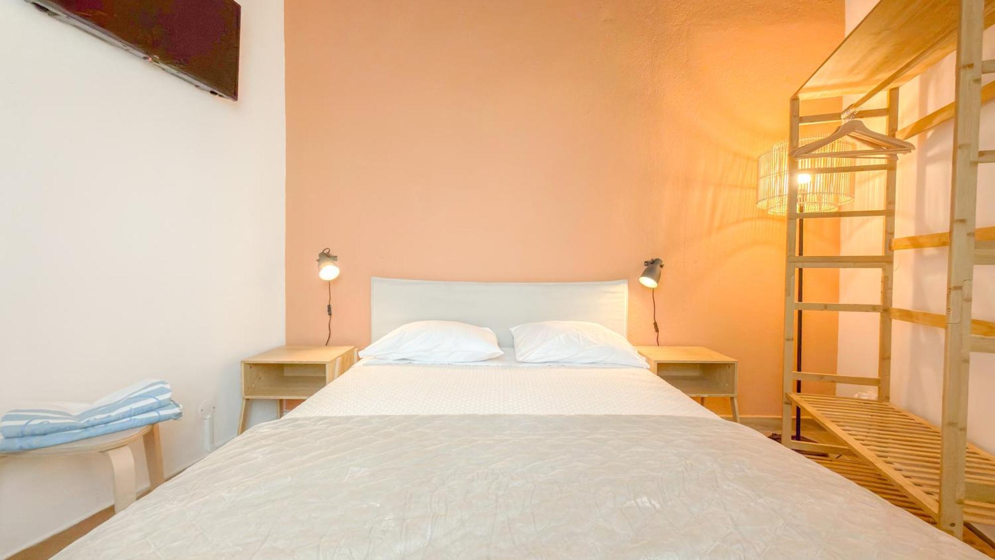 Double Room Private Bathroom