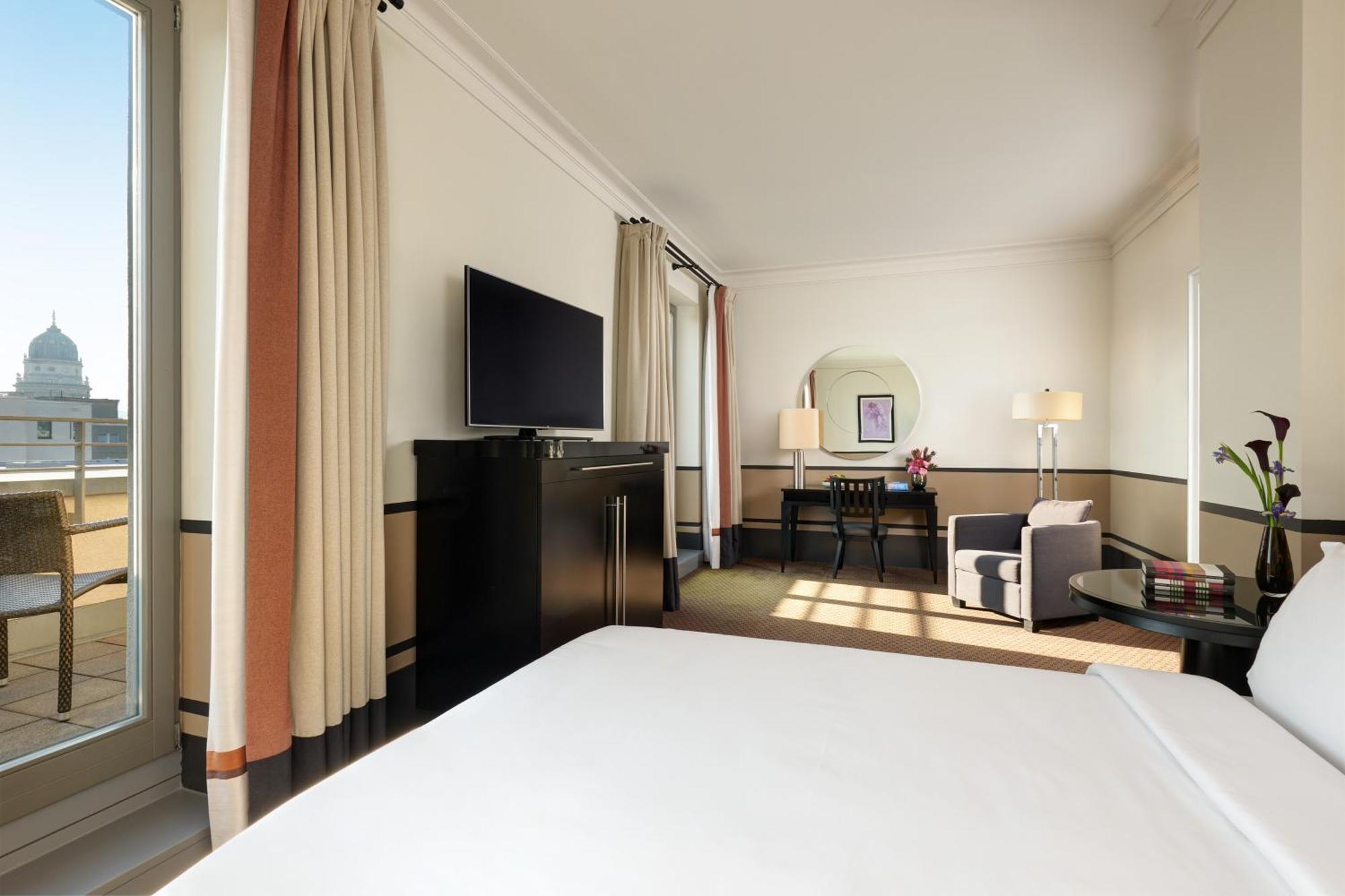 Deluxe Double or Twin Room Balcony