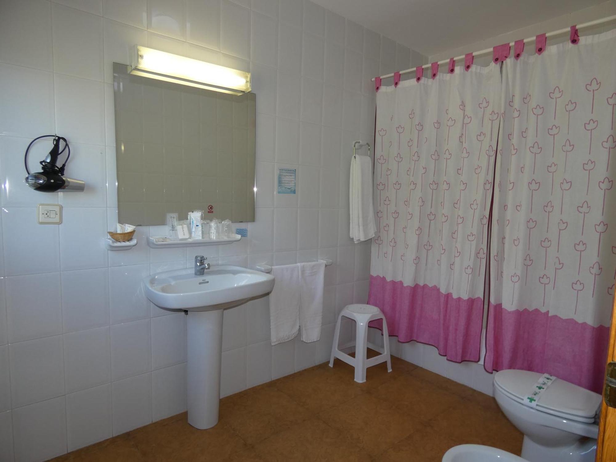 Economy Twin Room
