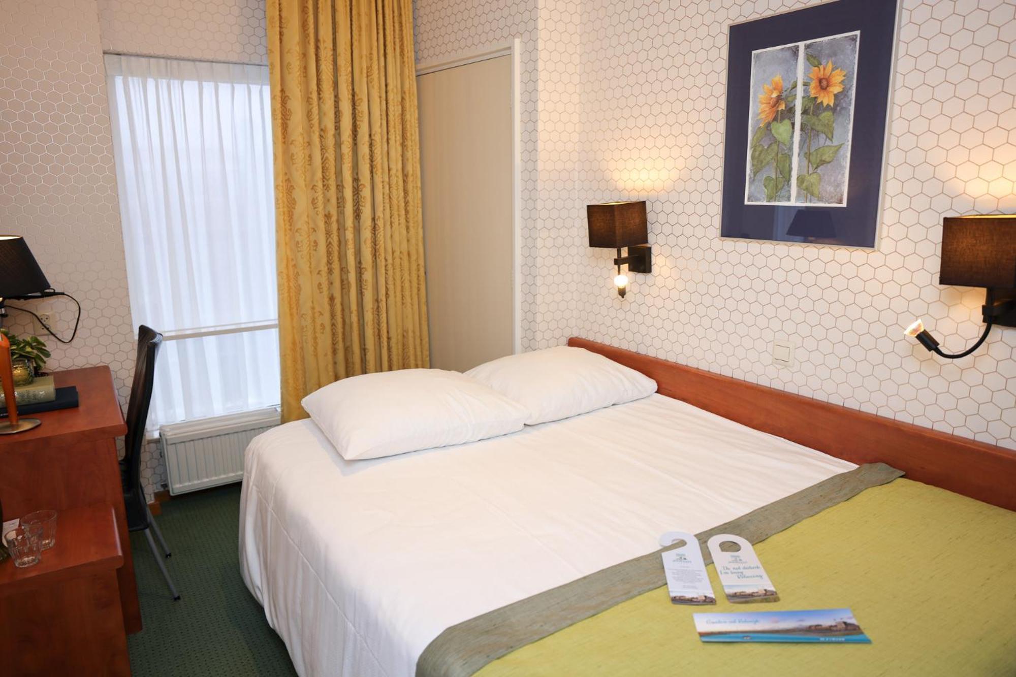 Single Room Small Double Bed