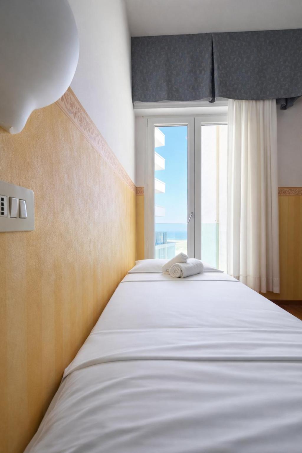 Single Room with Sea View,1756404315:JPEG