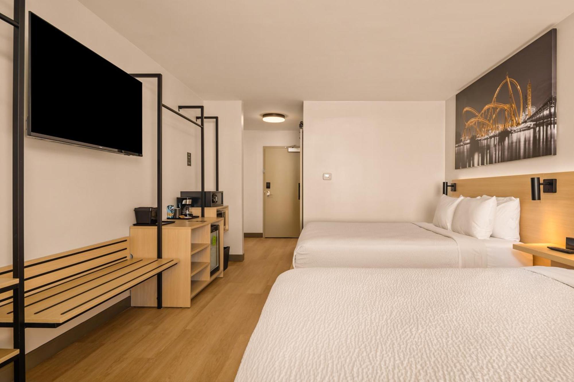 Two Queen Beds Non Smoking