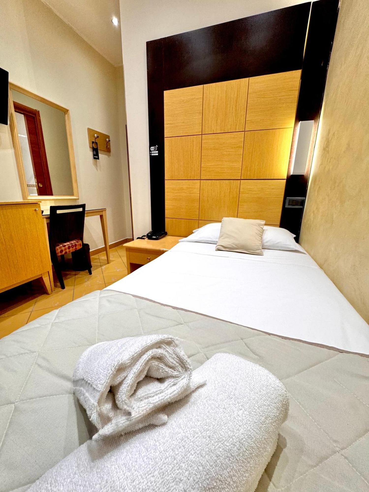 Classic Single Room