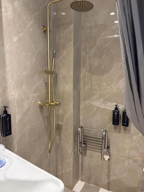 Double or Twin Room Disability Access