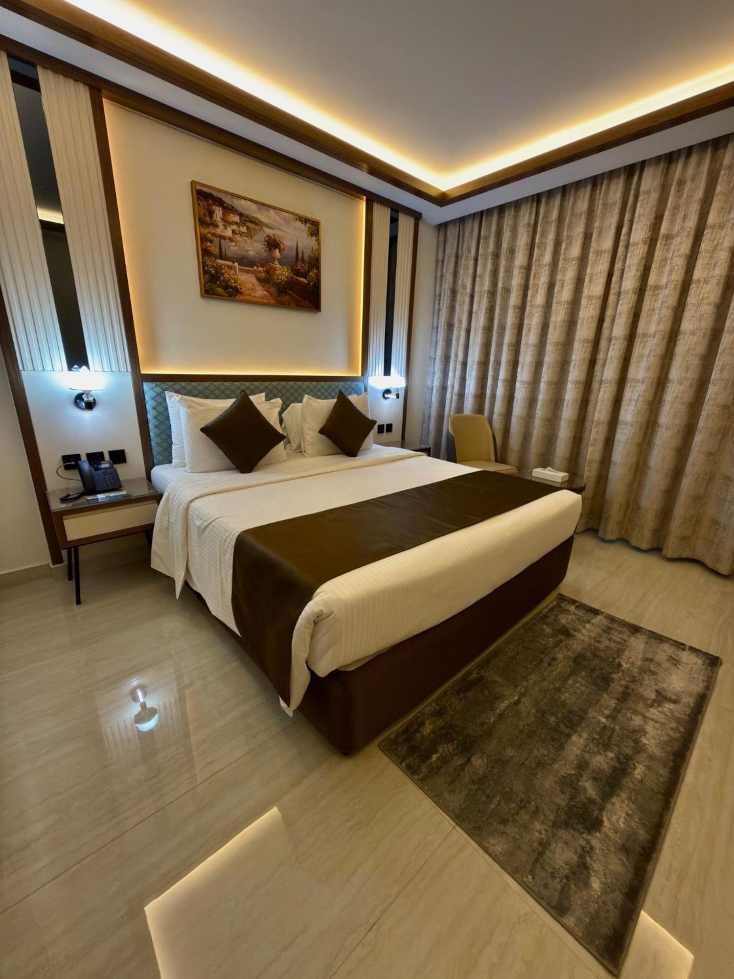 Standard King Room