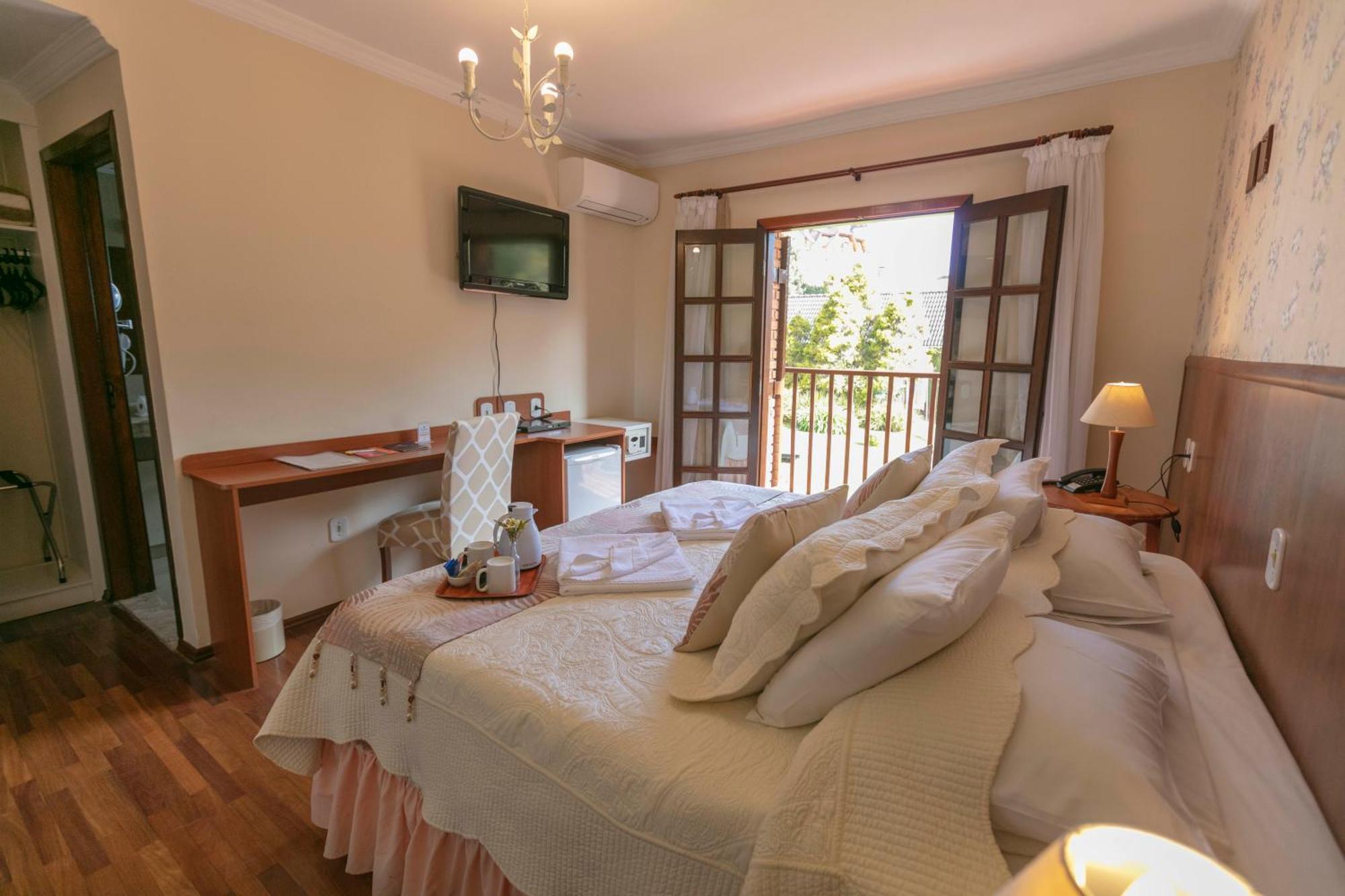 Luxury Double or Twin Room Balcony