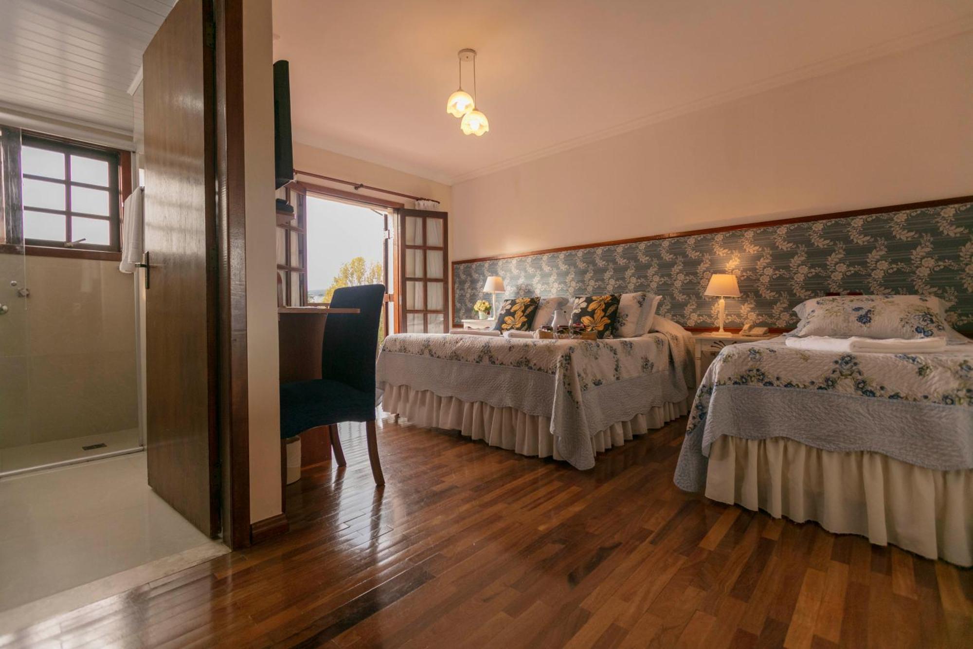 Luxury Triple Room Balcony