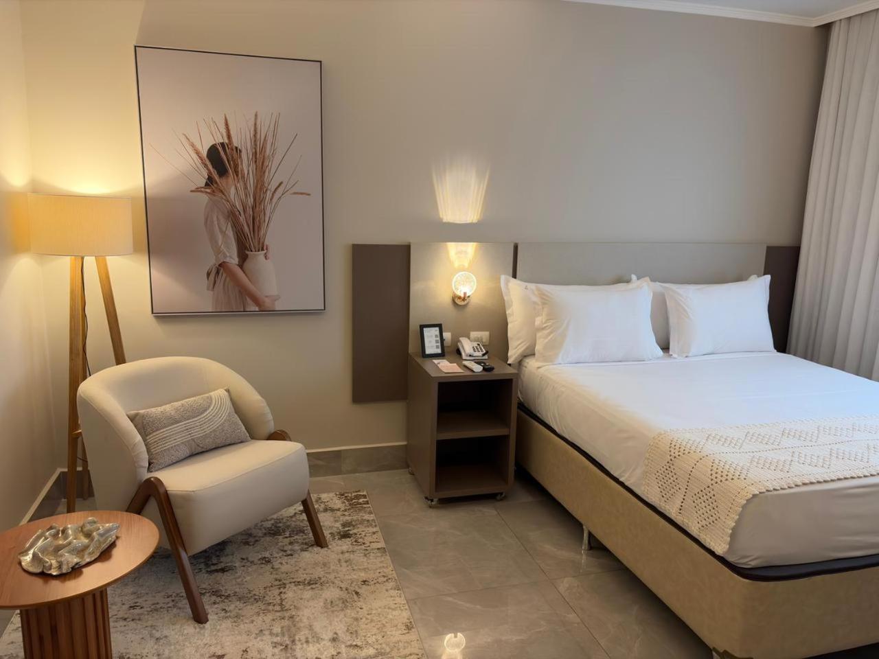 Superior Queen Room