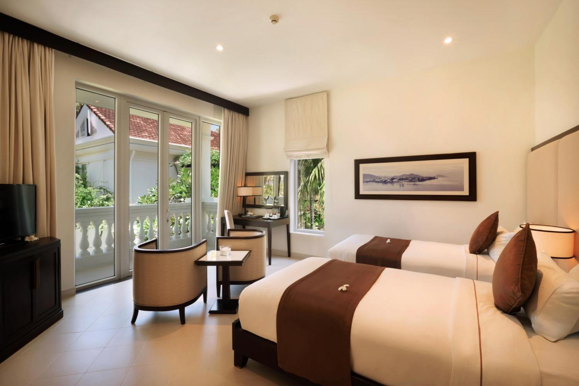 Premier Deluxe Room Pool or Garden View