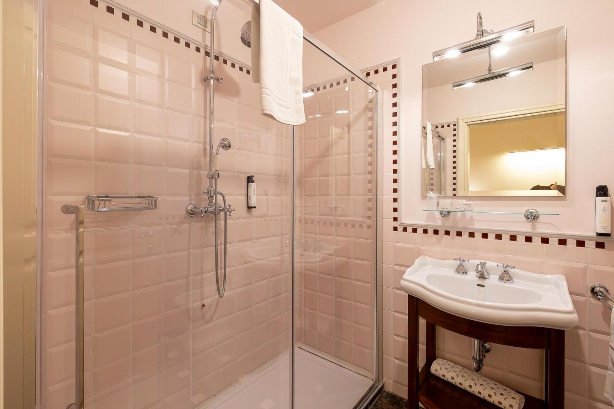 Classic Double or Twin Room