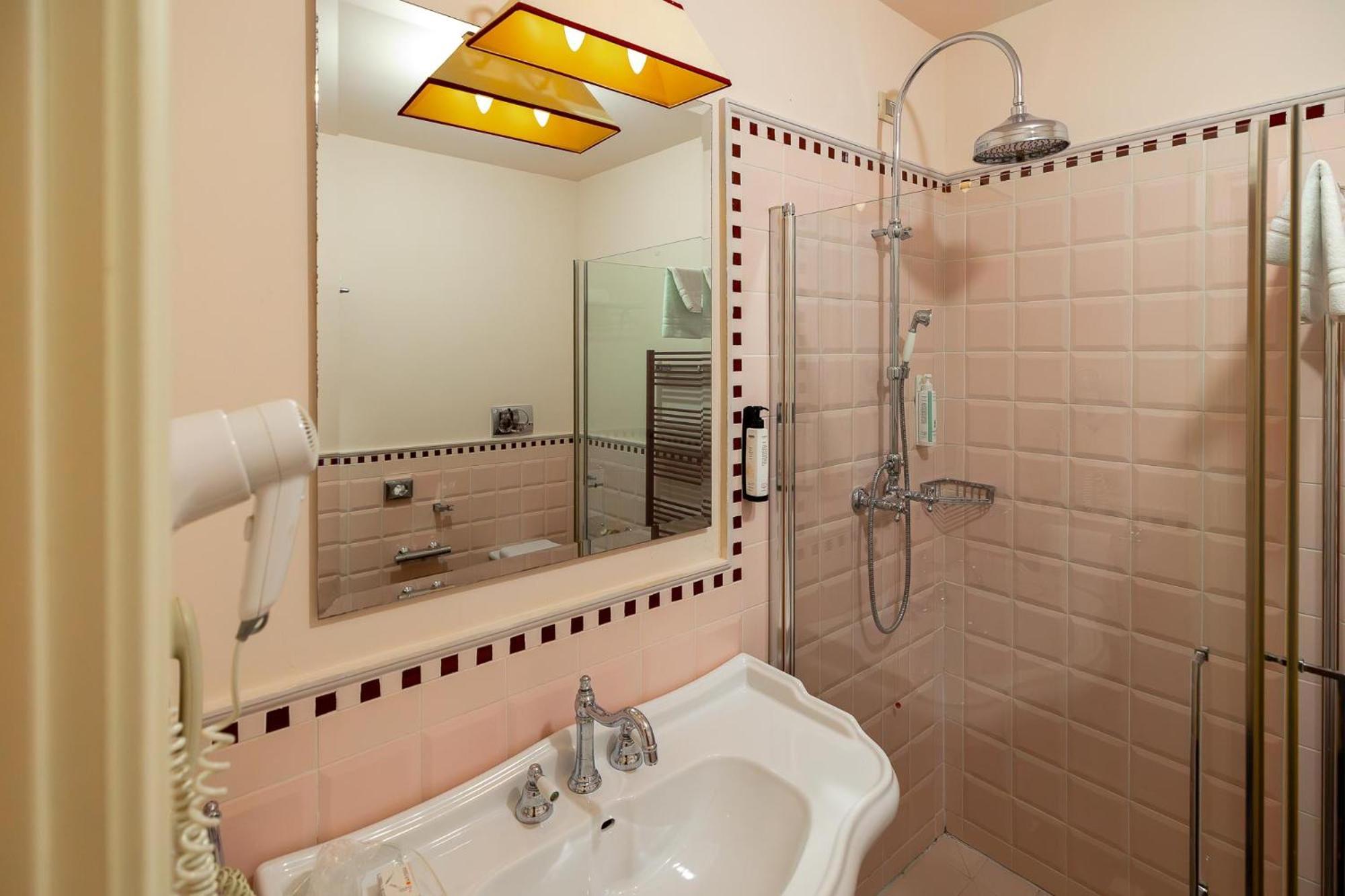 Classic Double or Twin Room
