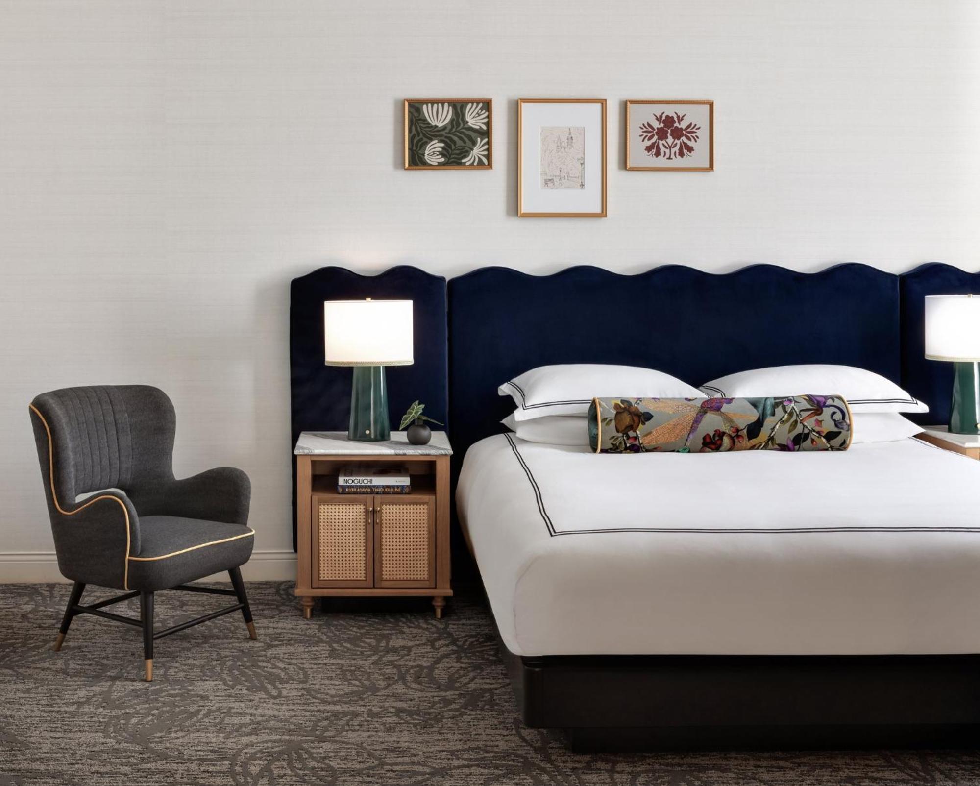King Room,1756463124:JPEG