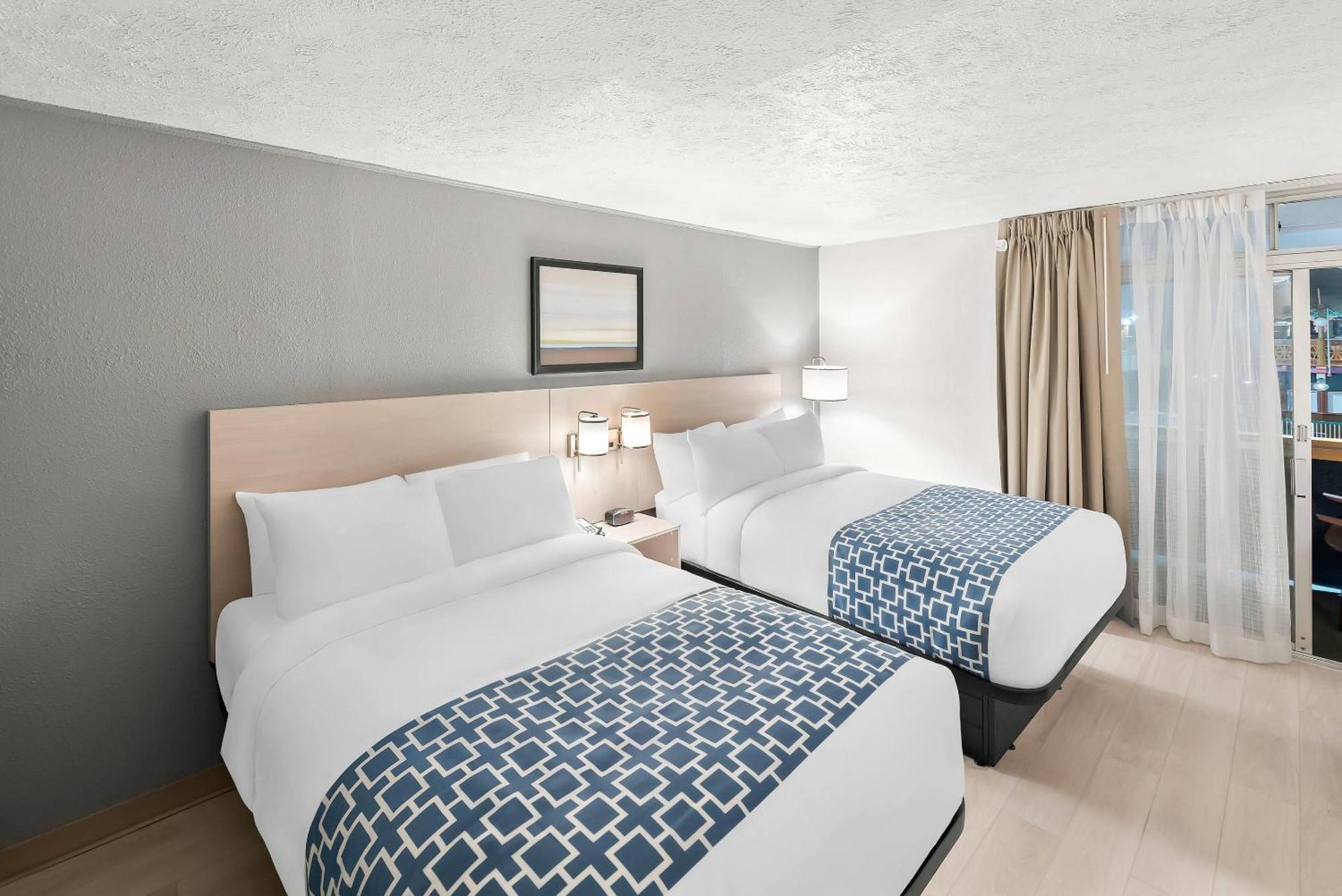 One Room Suite 2 Double Beds Non Smoking