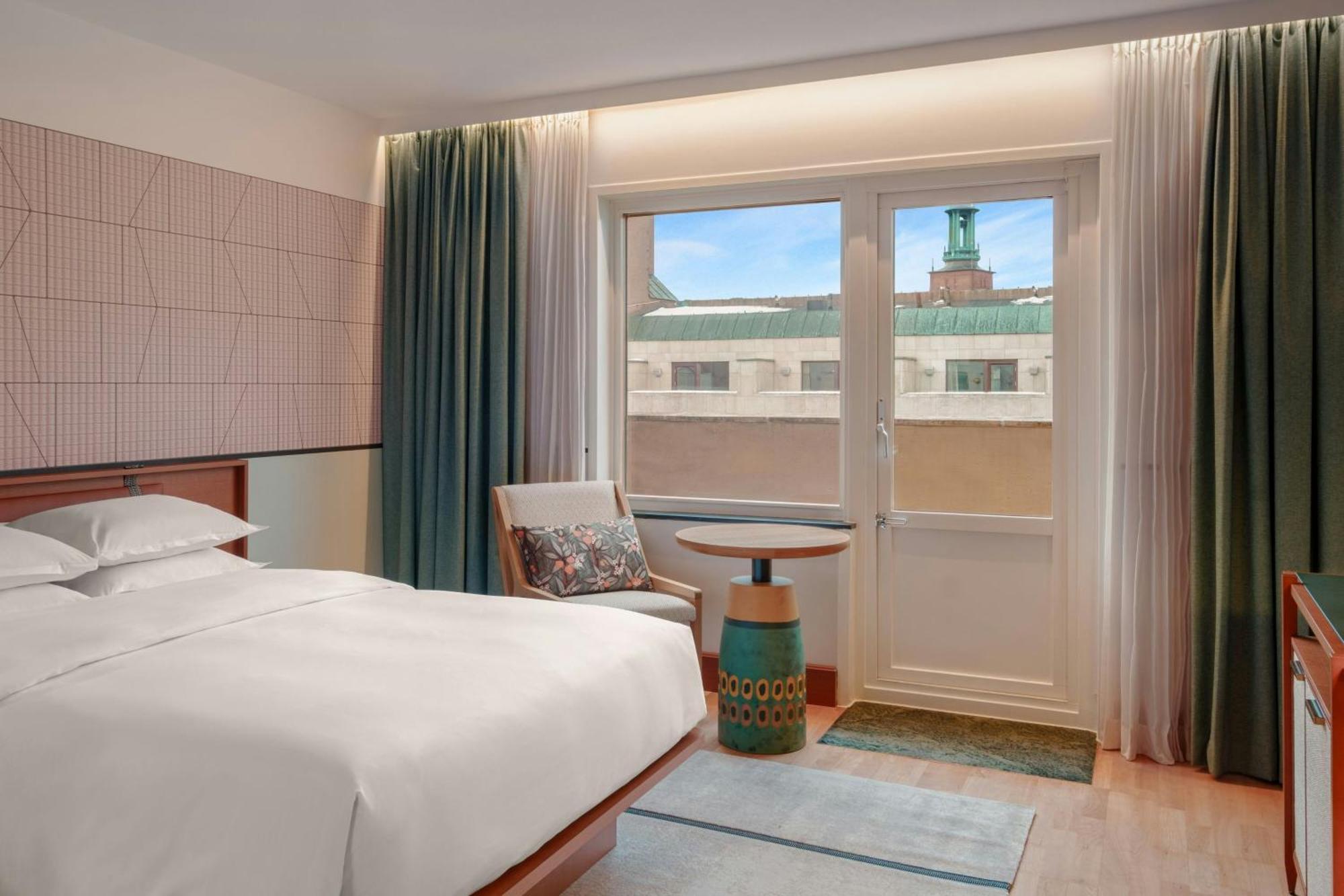 Superior Room 1 Double Bed Balcony