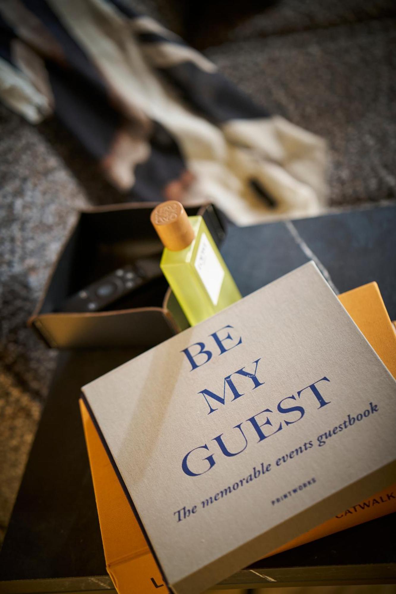 Deluxe Room Aduana Street