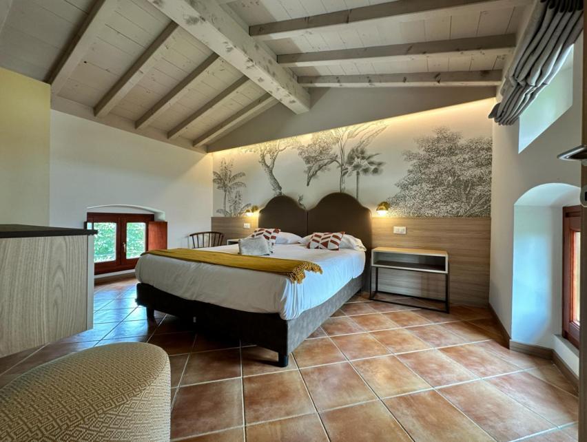 One-Bedroom Apartment Garden View
