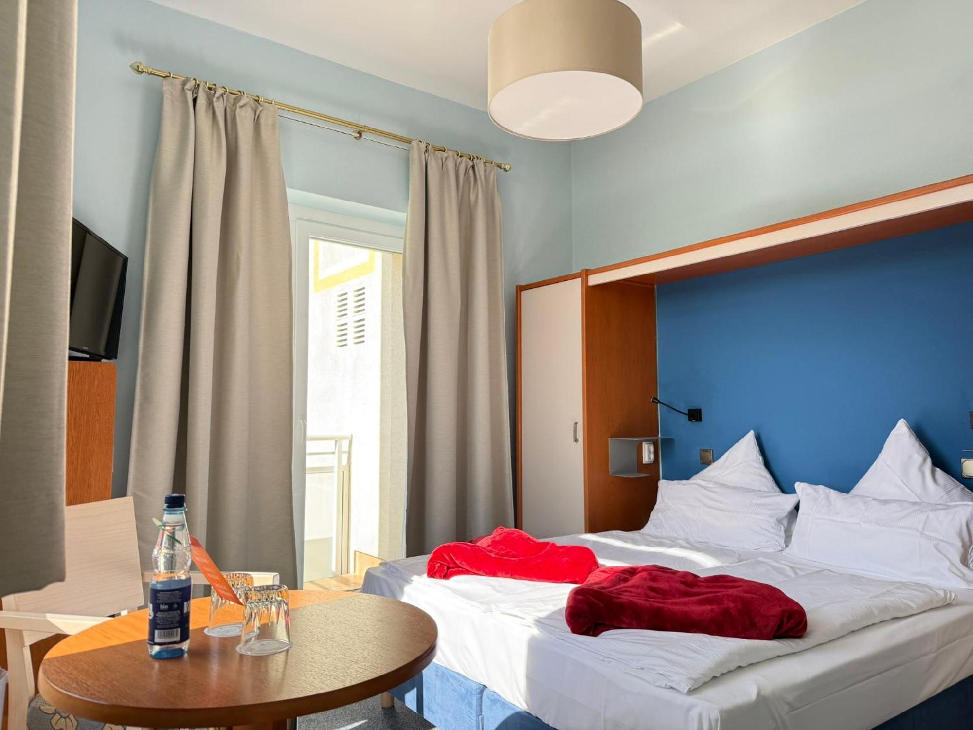 Basic Double Room