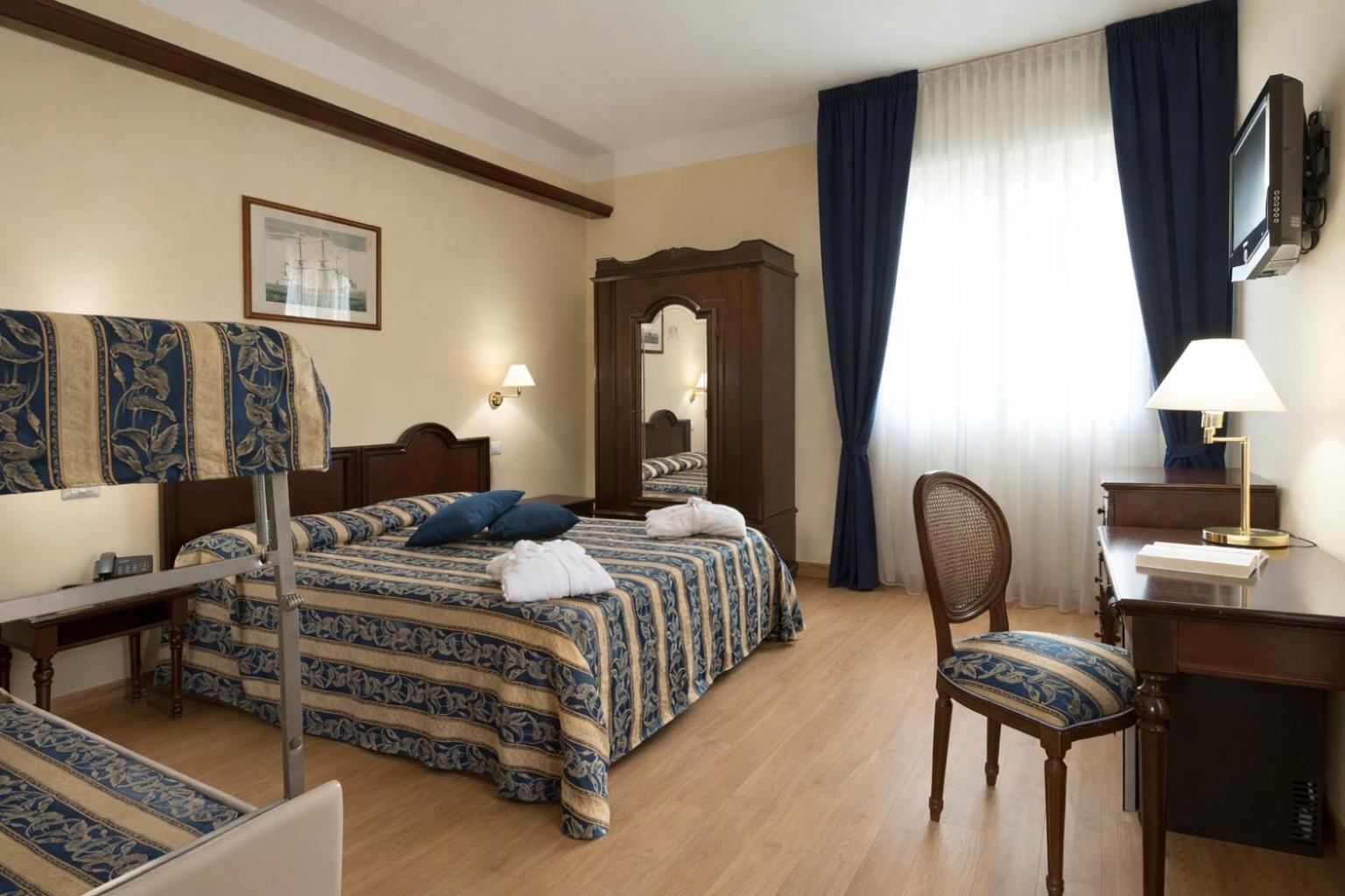 Standard Quadruple Room