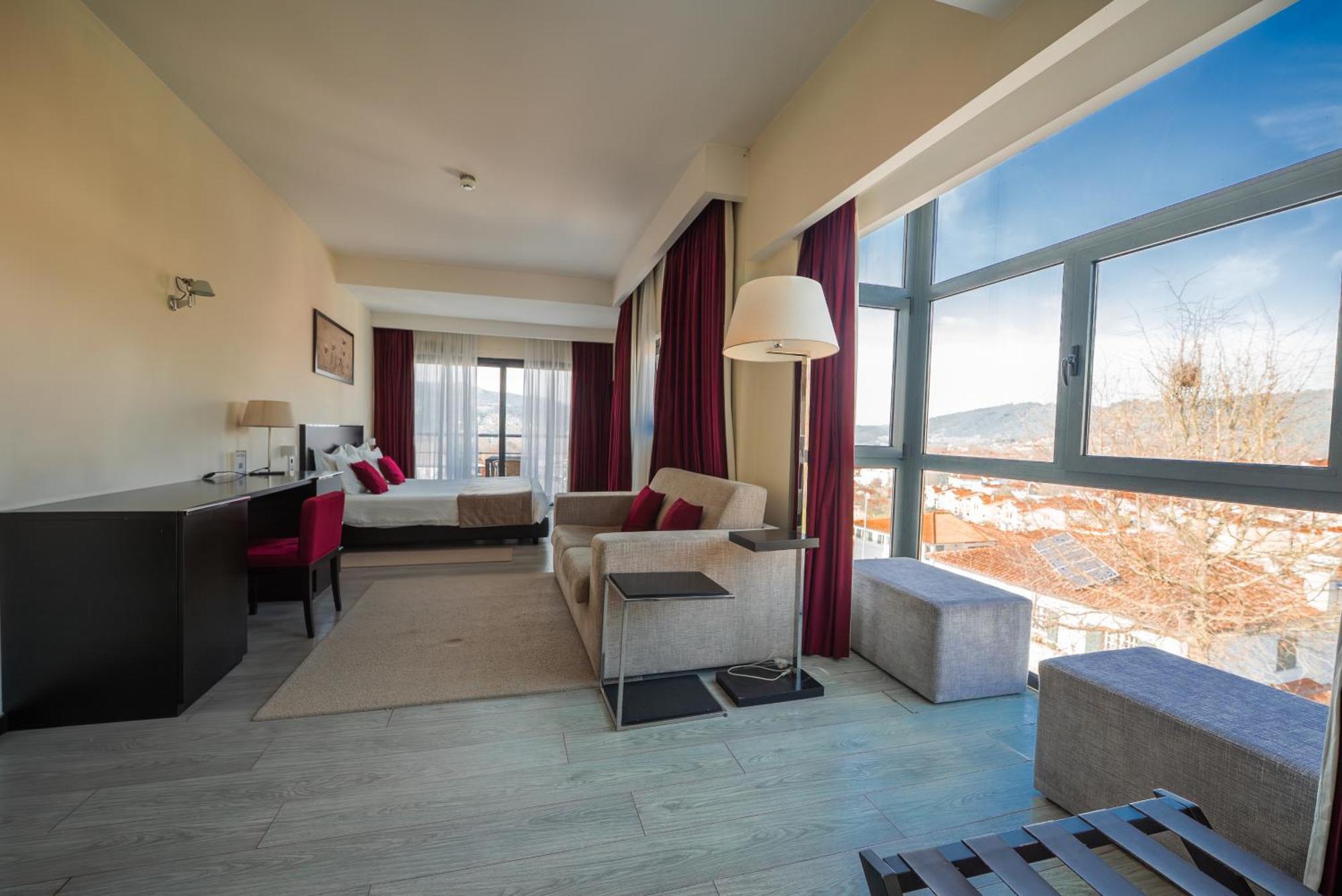 Suite South
