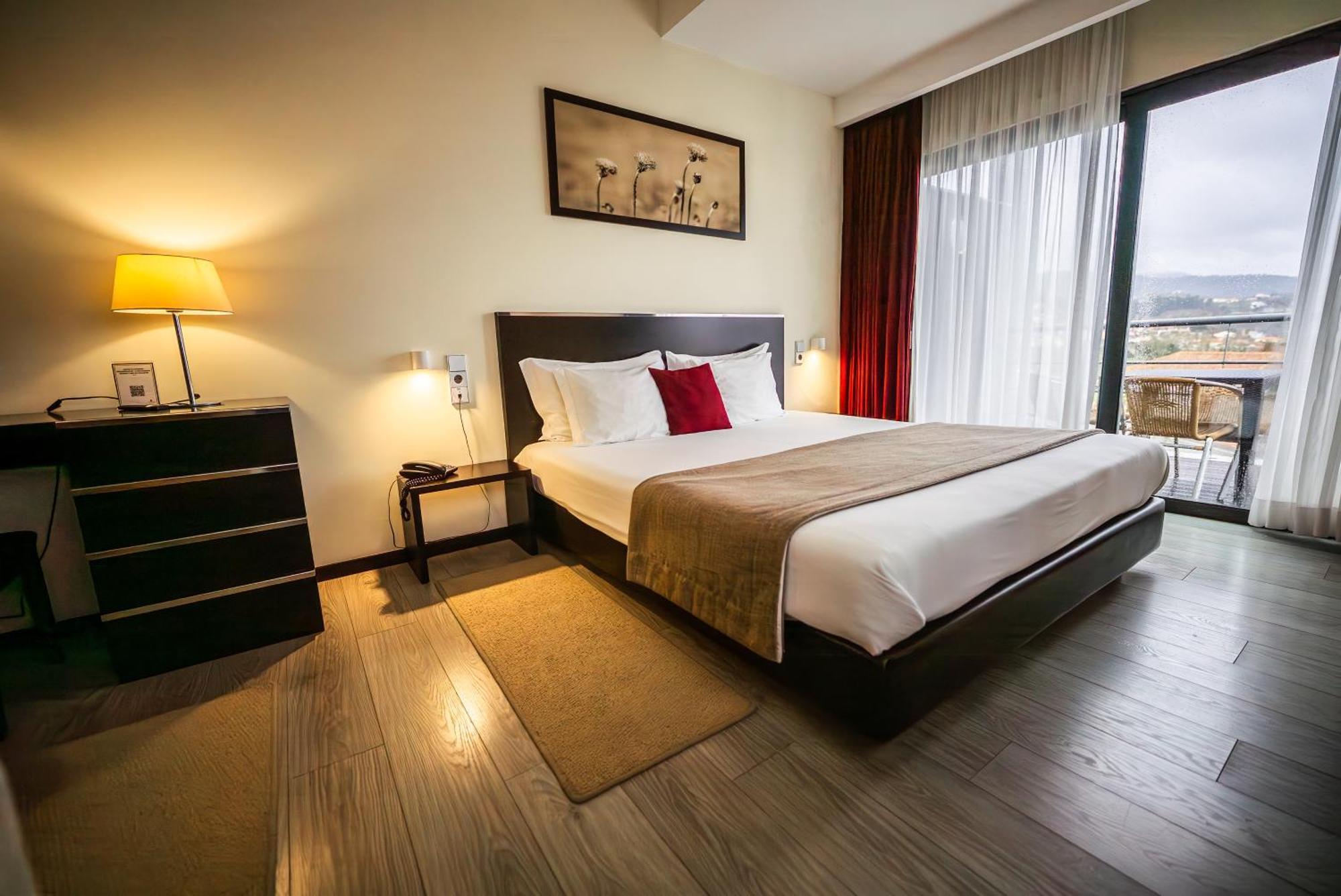 Suite North