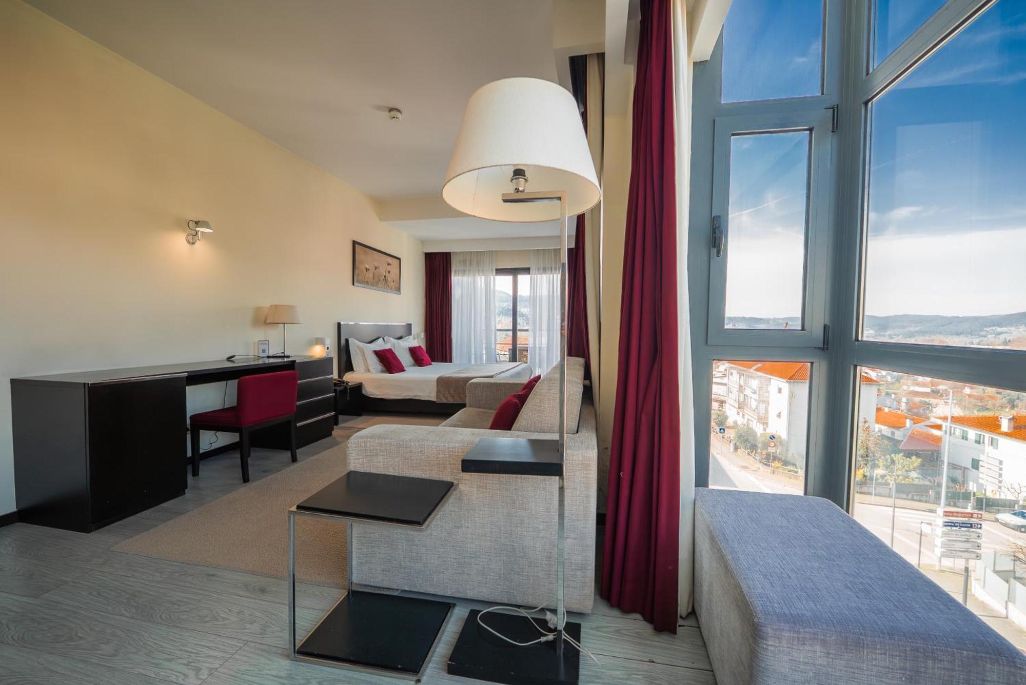 Suite South