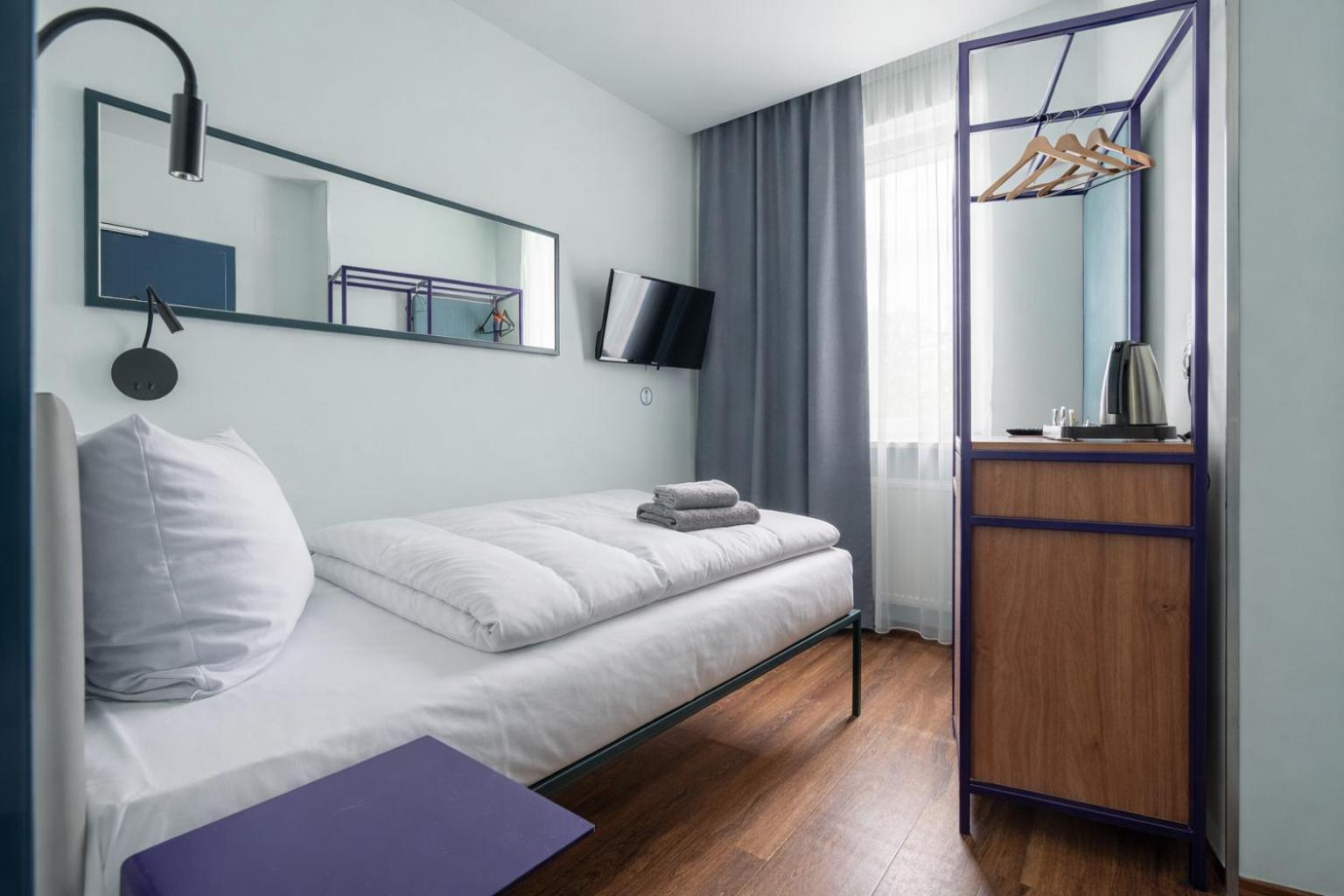 Economy Single Room