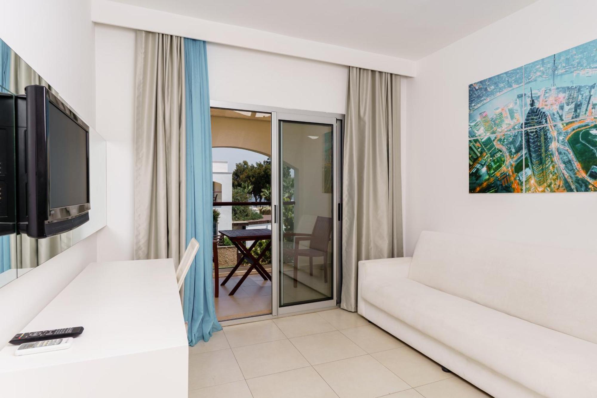 One-Bedroom Suite
