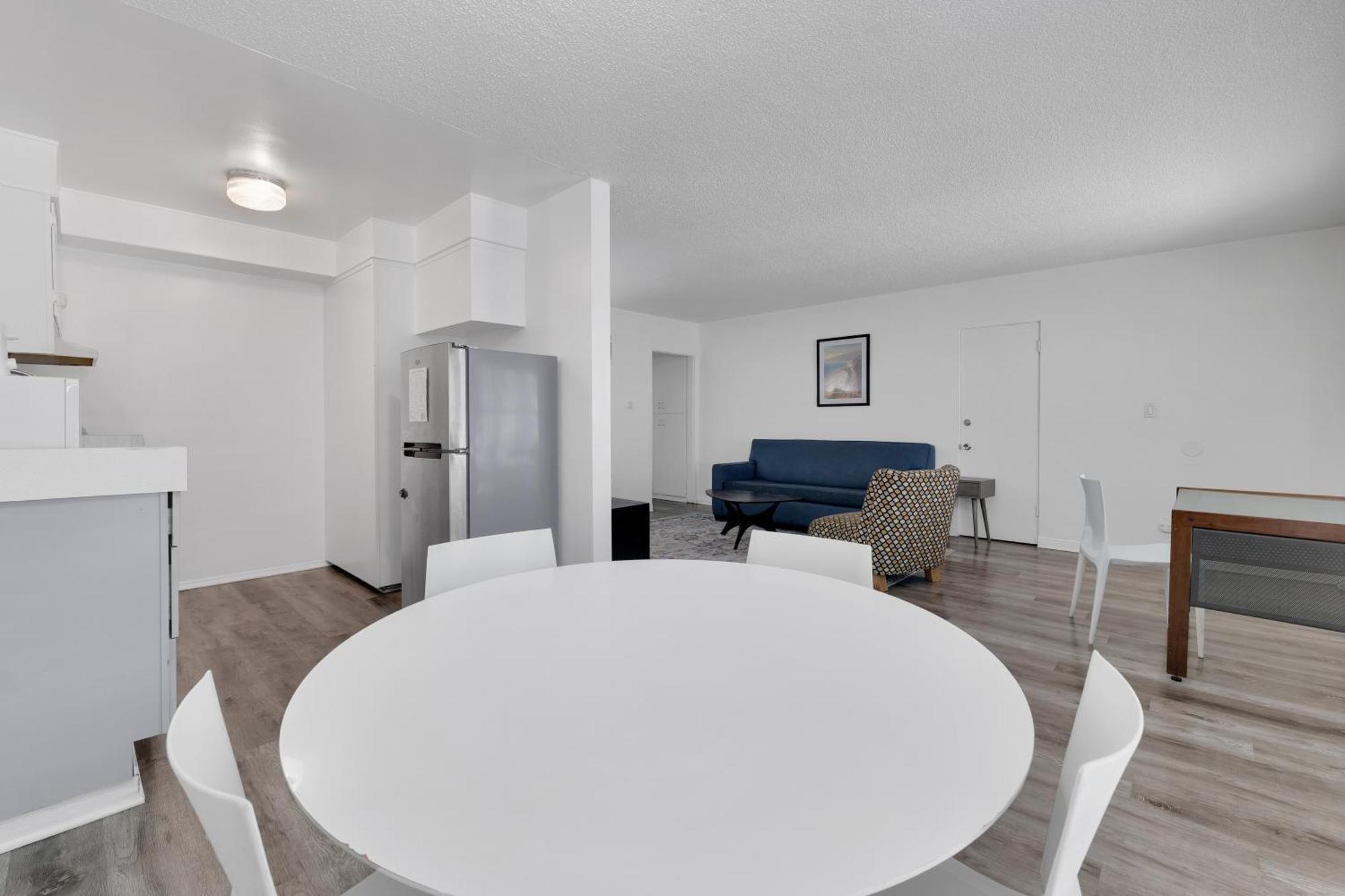 One Bedroom Suite Two Double Beds